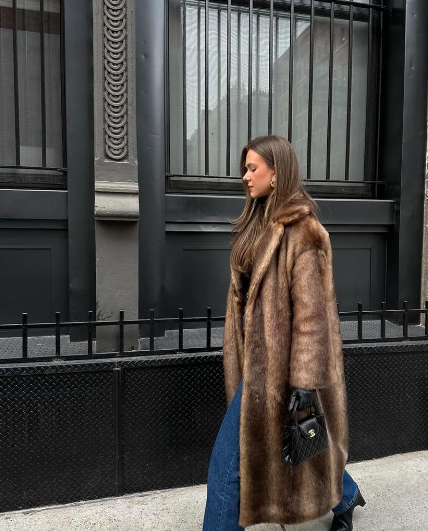 Nadine Lange Faux Fur Dames Jas – Ultieme Warmte & Tijdloze Elegantie