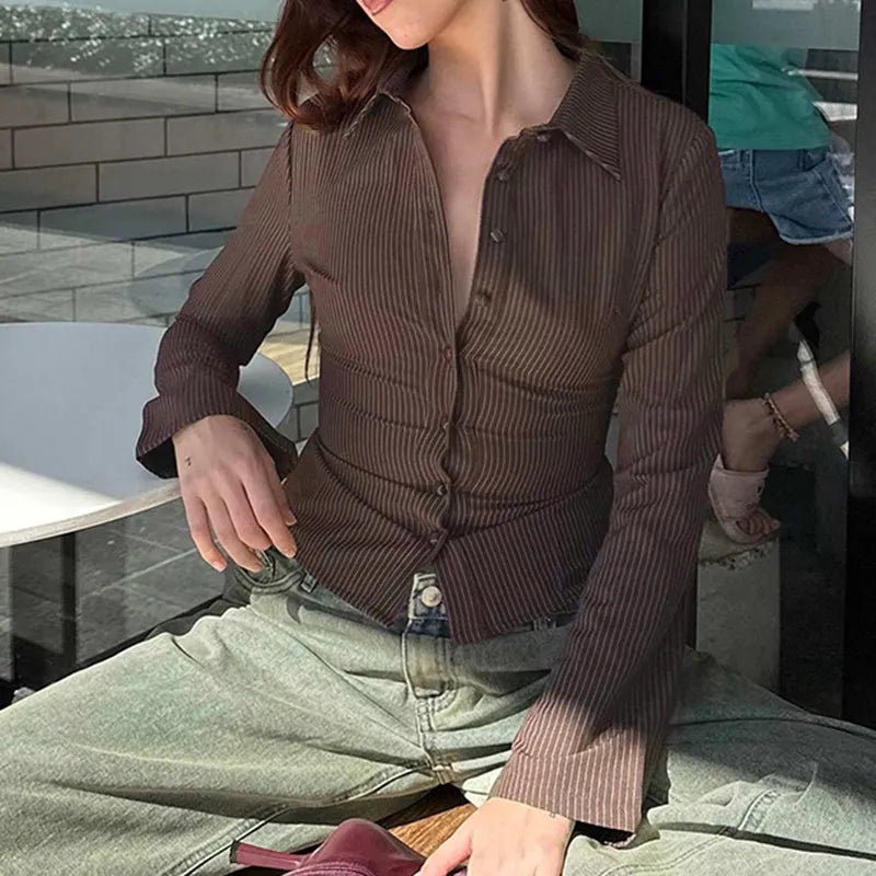 Mia - De Elegante Retro Blouse