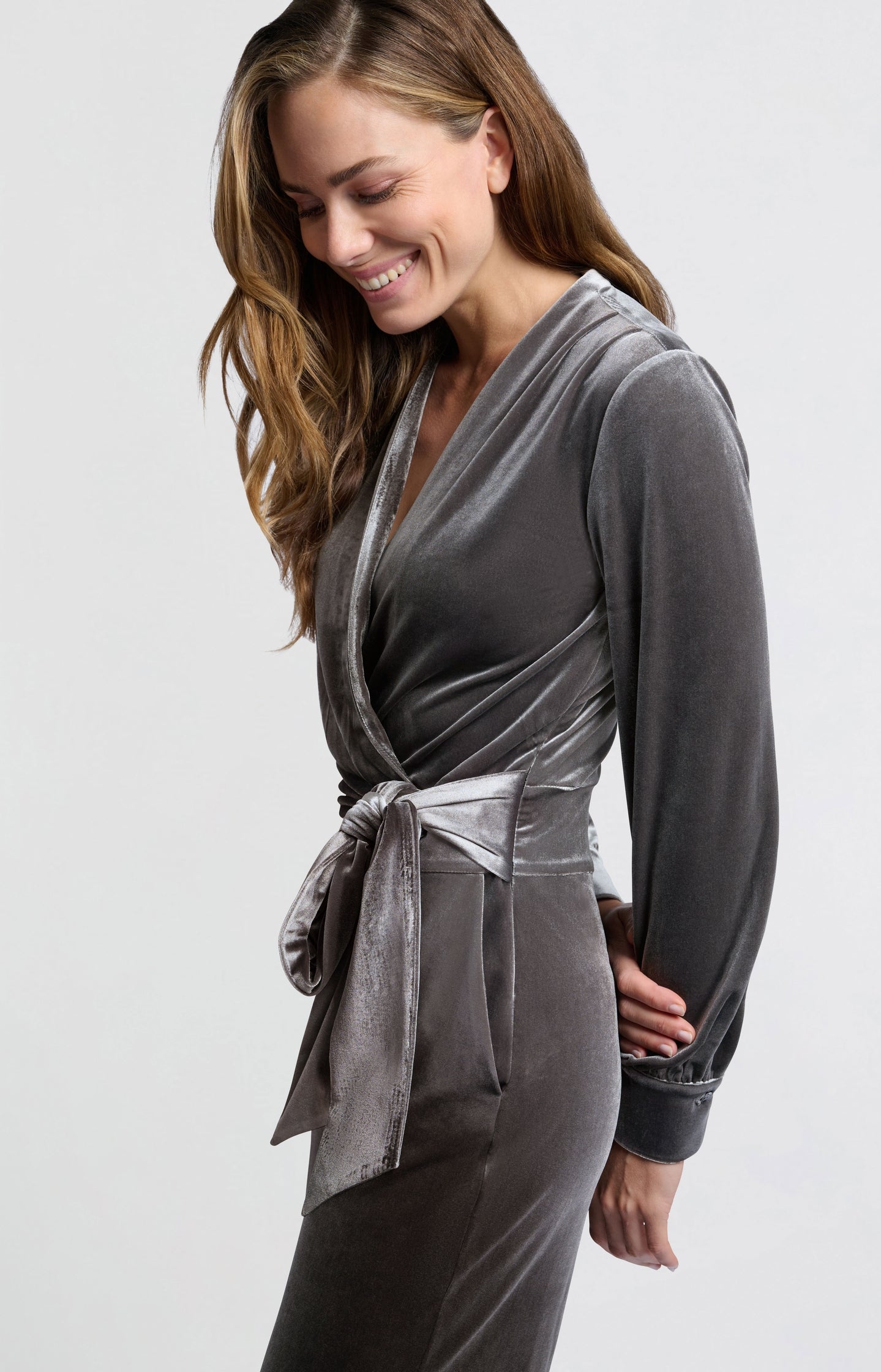 Isaline – Fluwelen Jumpsuit met Strikceintuur
