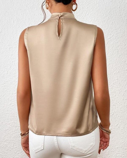 Lavia - Elegante Satijnen Dames Blouse met Gedraaide Hals